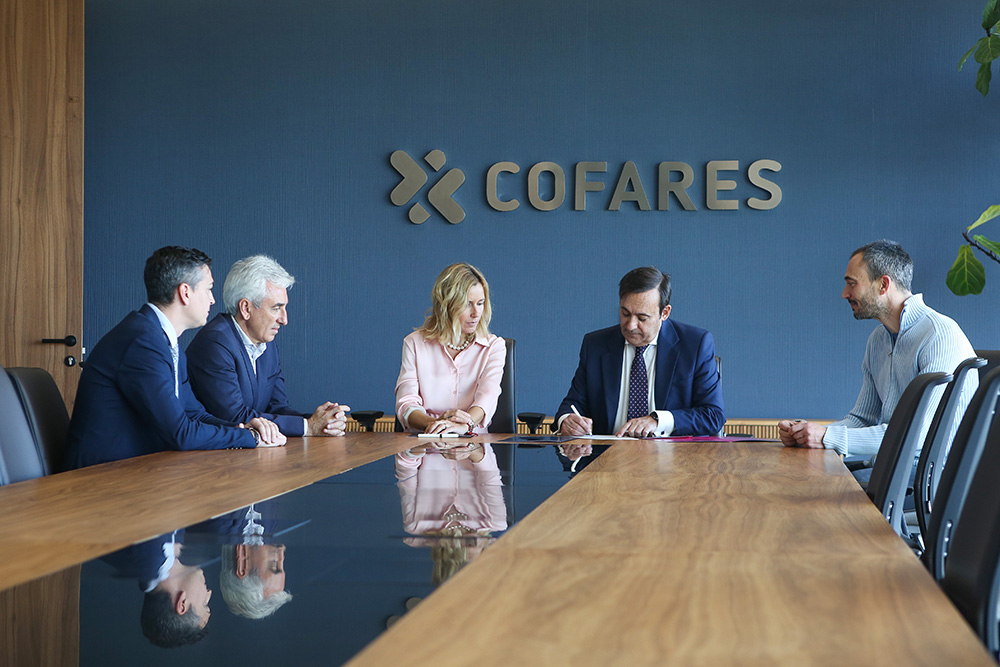 Cofares renueva su alianza con la Fundación FUNDAL y el Ayuntamiento de Alcobendas para promover el deporte entre sus empleados 1 2 3